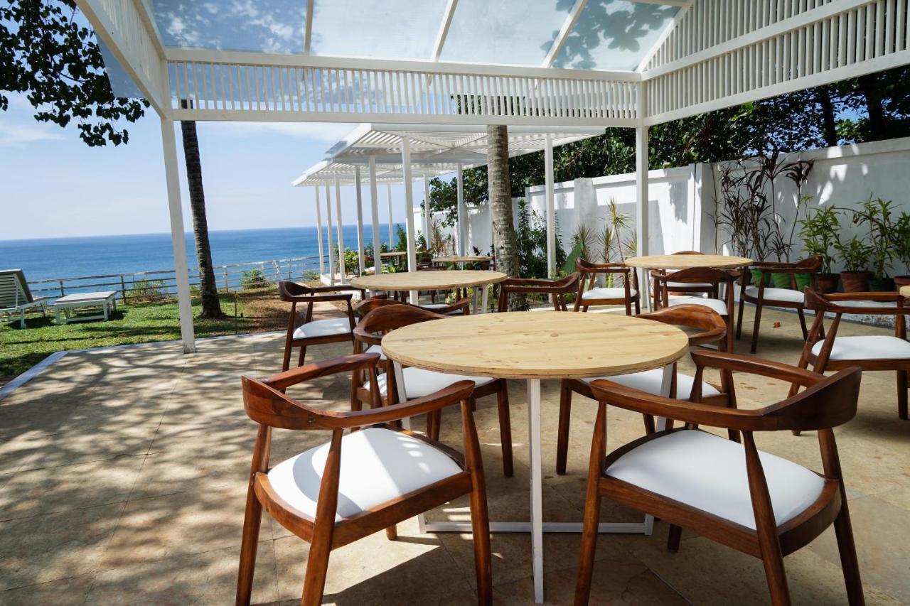 Elixir Cliff Beach Resort&Spa Varkala Exterior foto