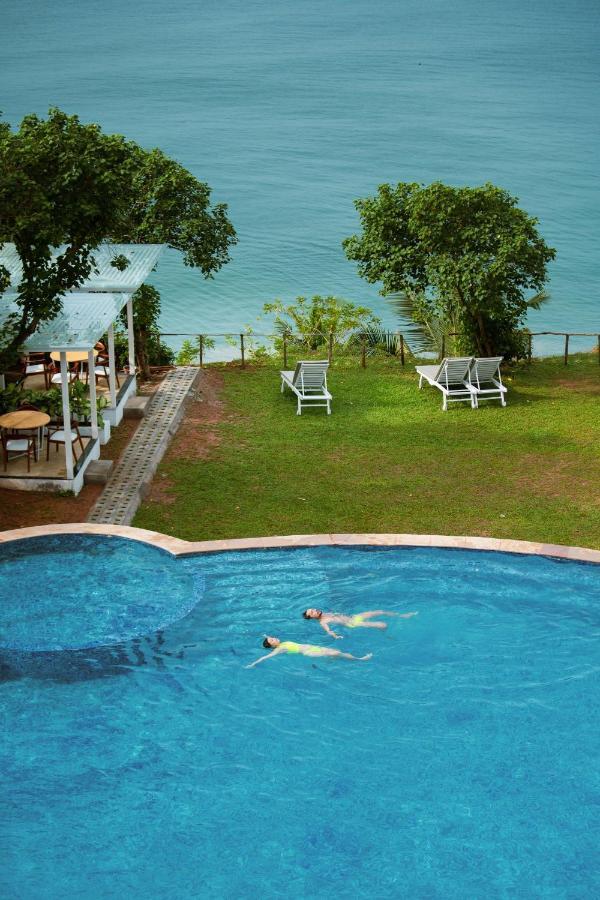 Elixir Cliff Beach Resort&Spa Varkala Exterior foto